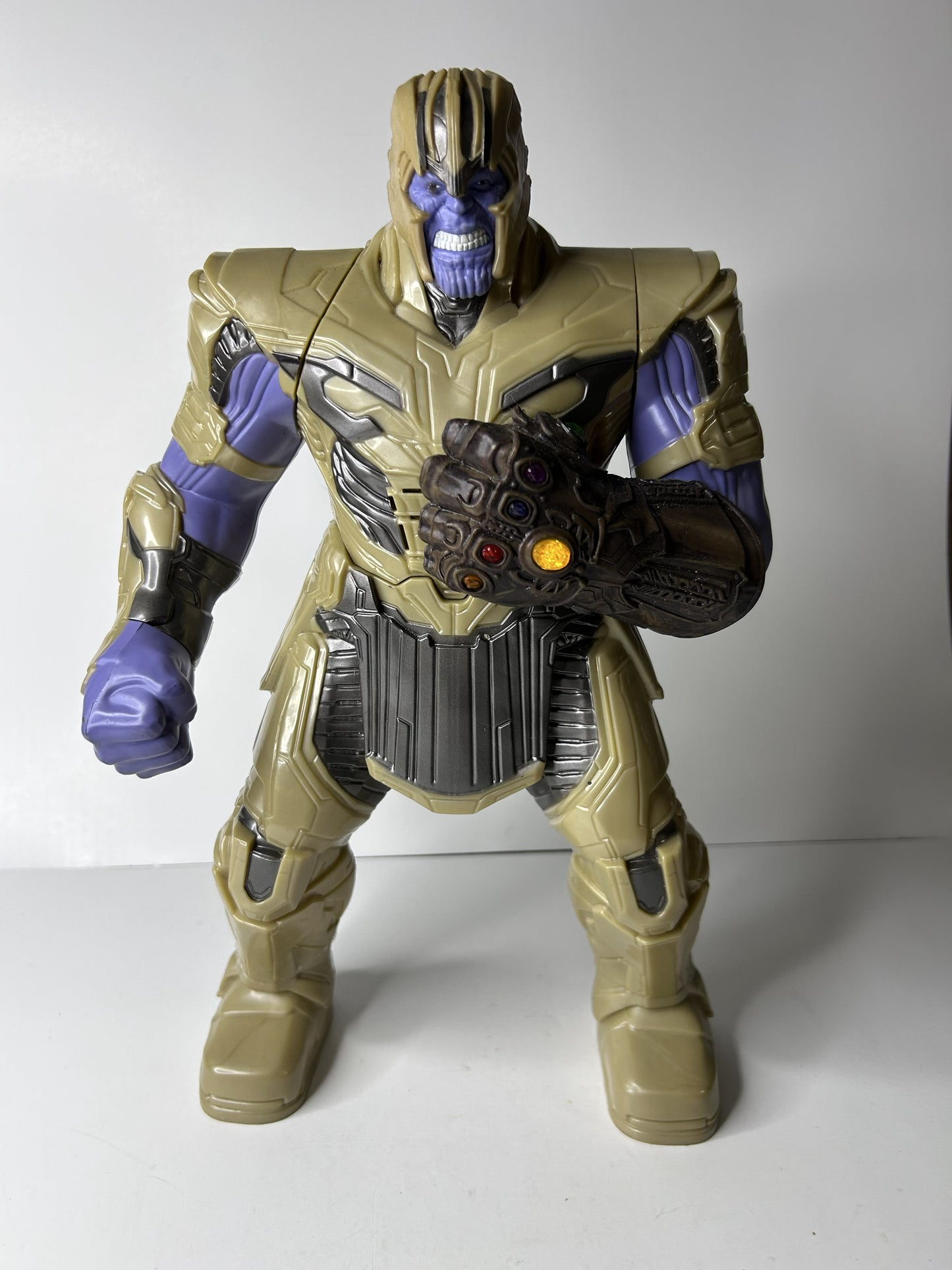 Marvel Avengers Endgame Power Punch Thanos 13.75" Action Figure - Hasbro 2019 Light-Up Infinity Gauntlet