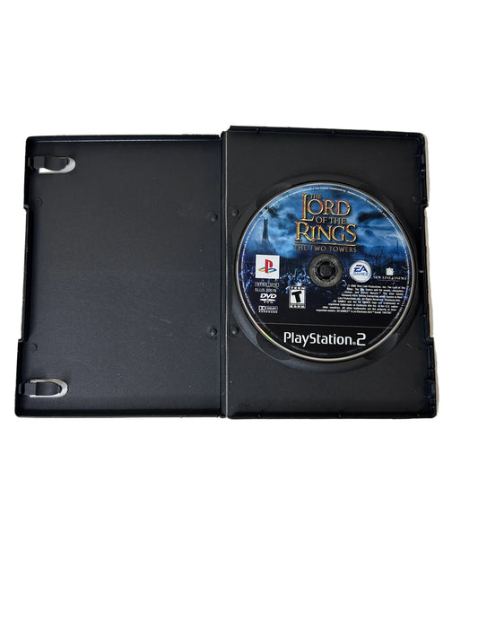 The Lord of the Rings: The Two Towers — PS2 | EA Games / New Line Cinema (2002) | Disc + Case