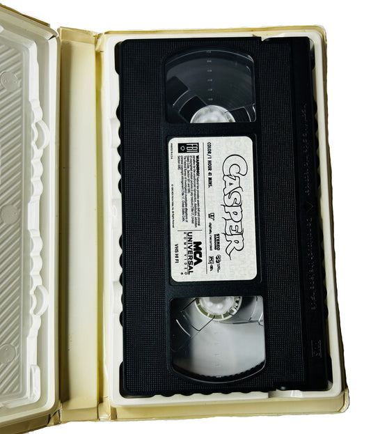 Casper (1995) VHS - Christina Ricci Bill Pullman - Steven Spielberg - Clamshell Case