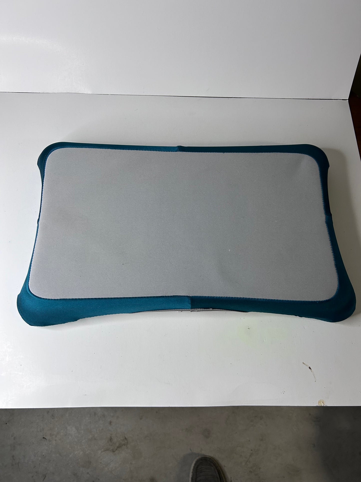 Nintendo Wii Fit Plus Balance Board Silicone Cover — Blue & Grey (Third-Party)