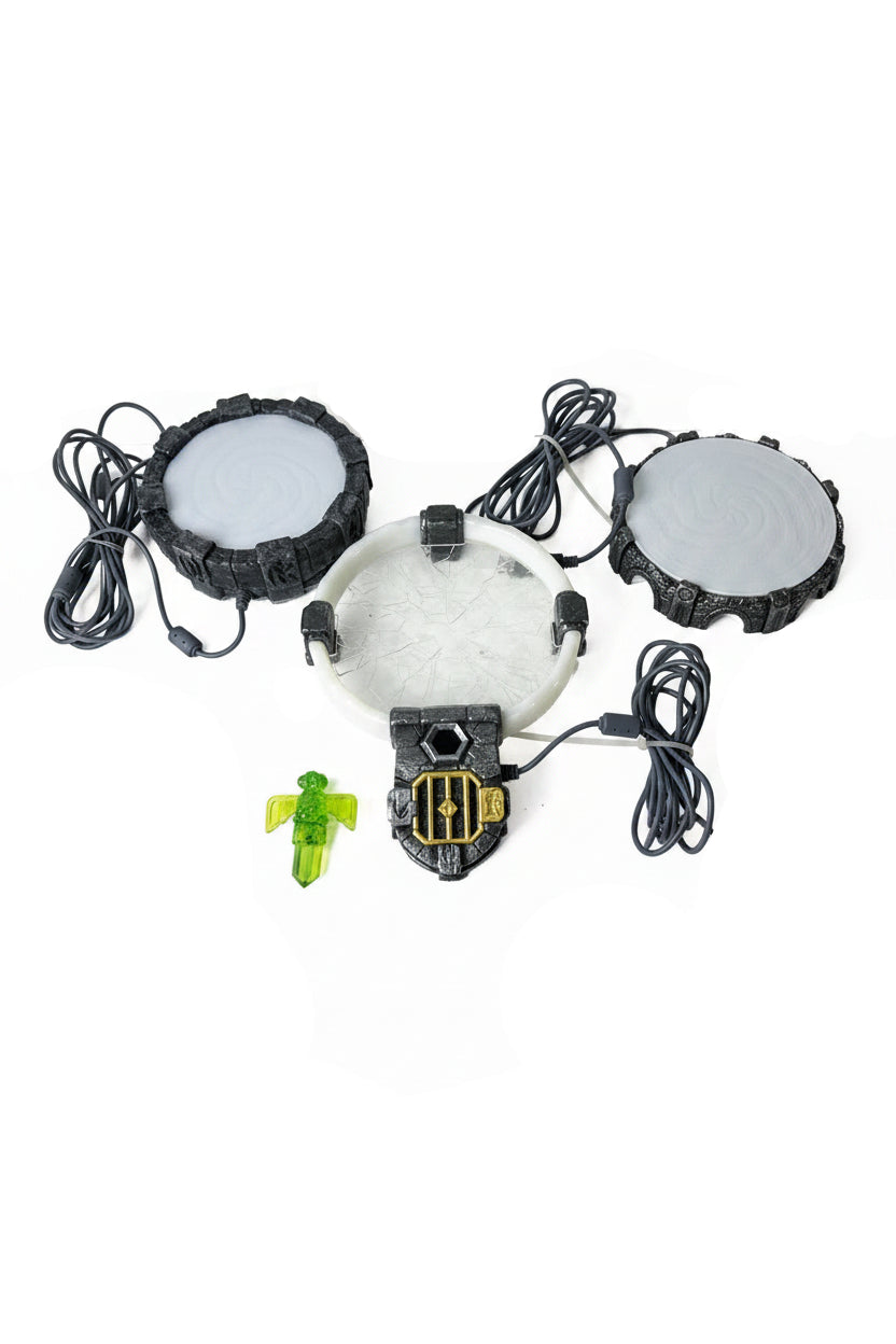 Skylanders Portal of Power Bundle — Wii, Wii U, PS3, PS4 (Models 502, 586, 702)