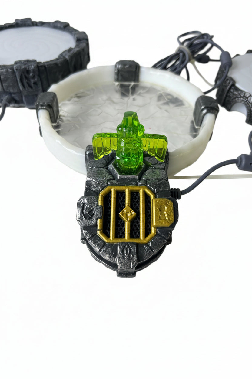 Skylanders Portal of Power Bundle — Wii, Wii U, PS3, PS4 (Models 502, 586, 702)