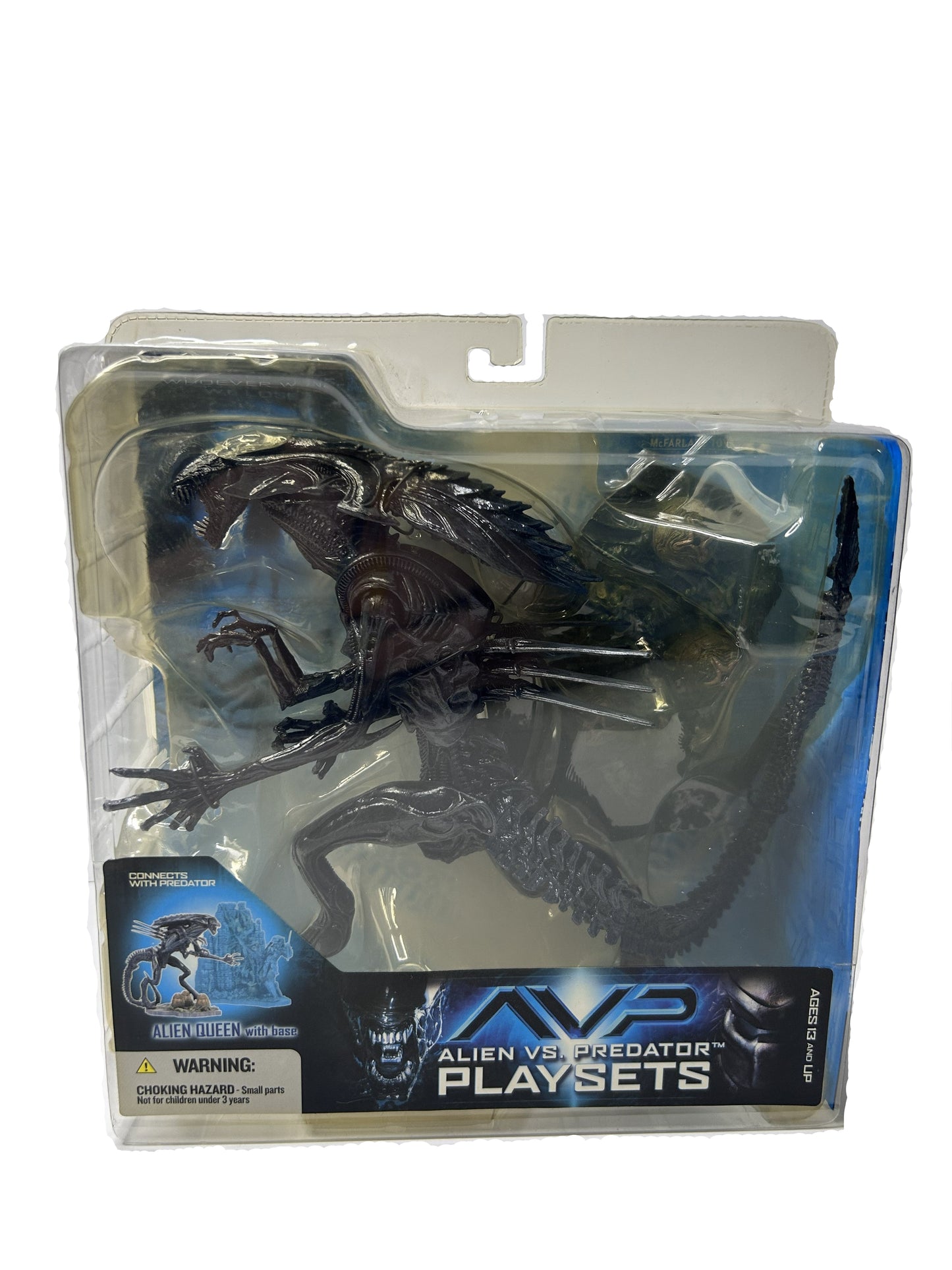 AVP Ultimate Battle Bundle - Alien Queen vs. Predator Playset Collection - McFarlane Toys