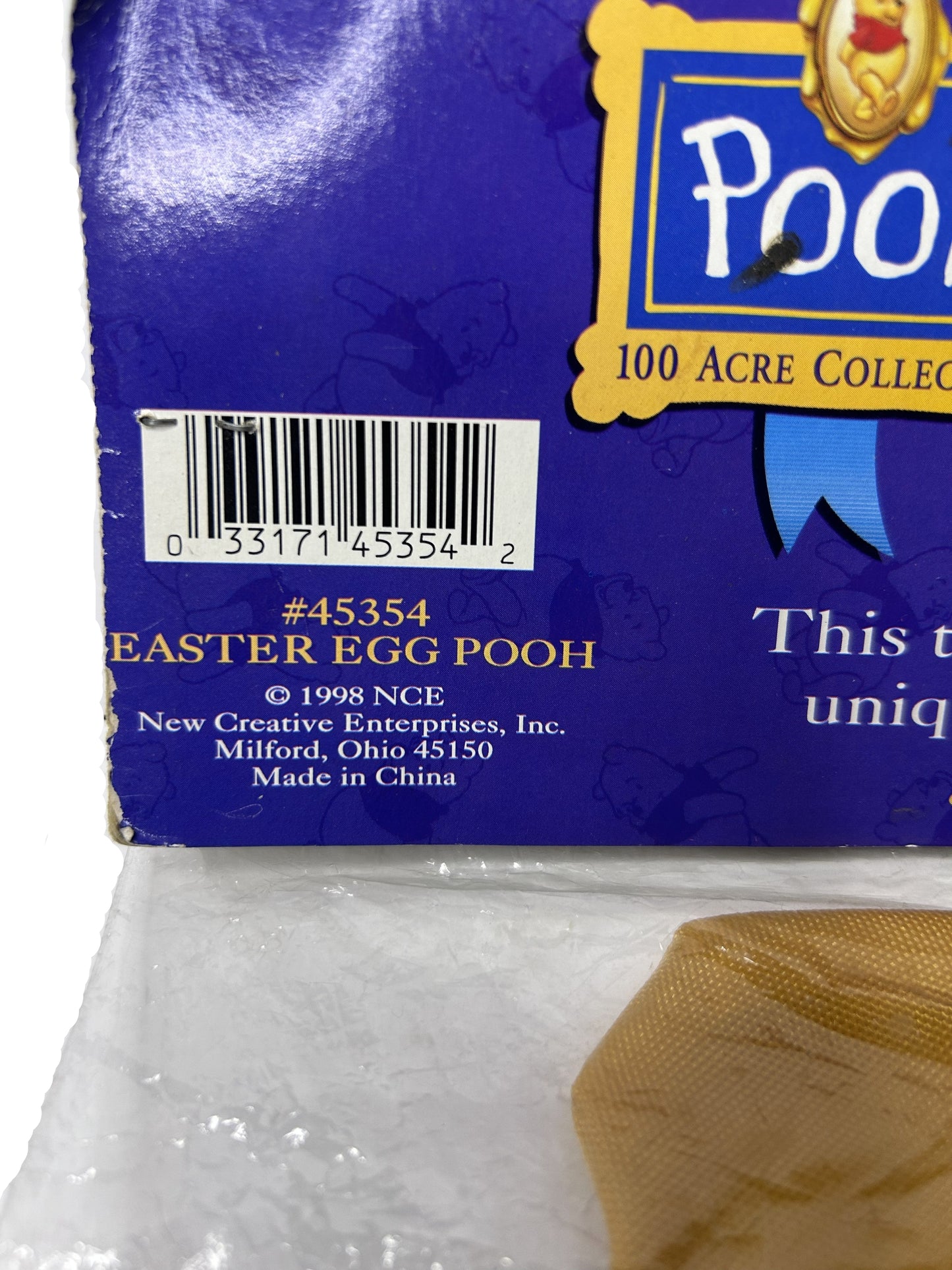 Winnie the Pooh Easter Egg Windsculpt - New Creative Enterprises 1998 Hanging Decoration