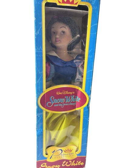 Snow White and the Seven Dwarfs Princess Collection Doll - Disney Classics - Vintage