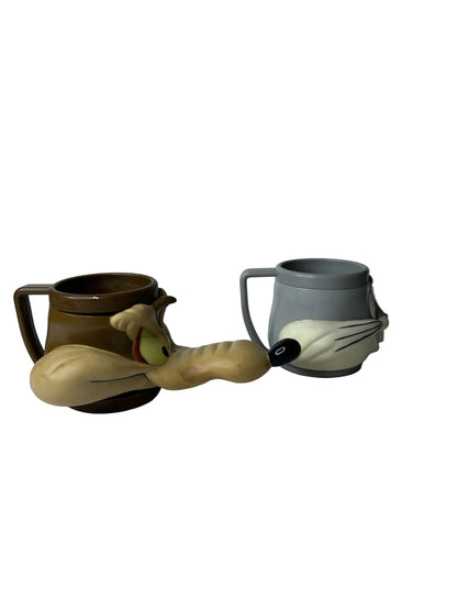 Looney Tunes Wile E. Coyote & Bugs Bunny 3D Character Mug Set - Promotional Partners 1992 Warner Bros.