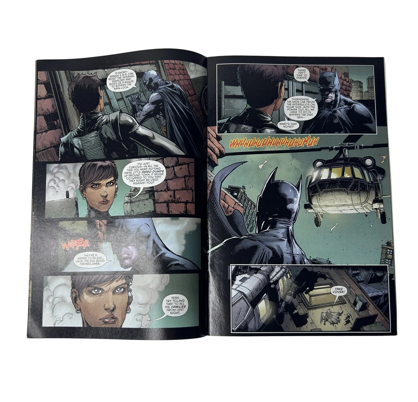 Batman Eternal #33 — DC Comics The New 52! Jan 2015, Snyder & Tynion IV Weekly Series — Fabok Art (Single Issue)
