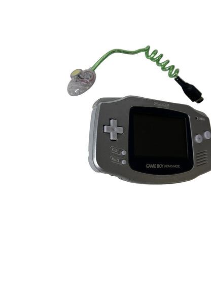 Nintendo Game Boy Advance – Platinum Silver w/ Worm Light / Nintendo / 2001 Handheld Console