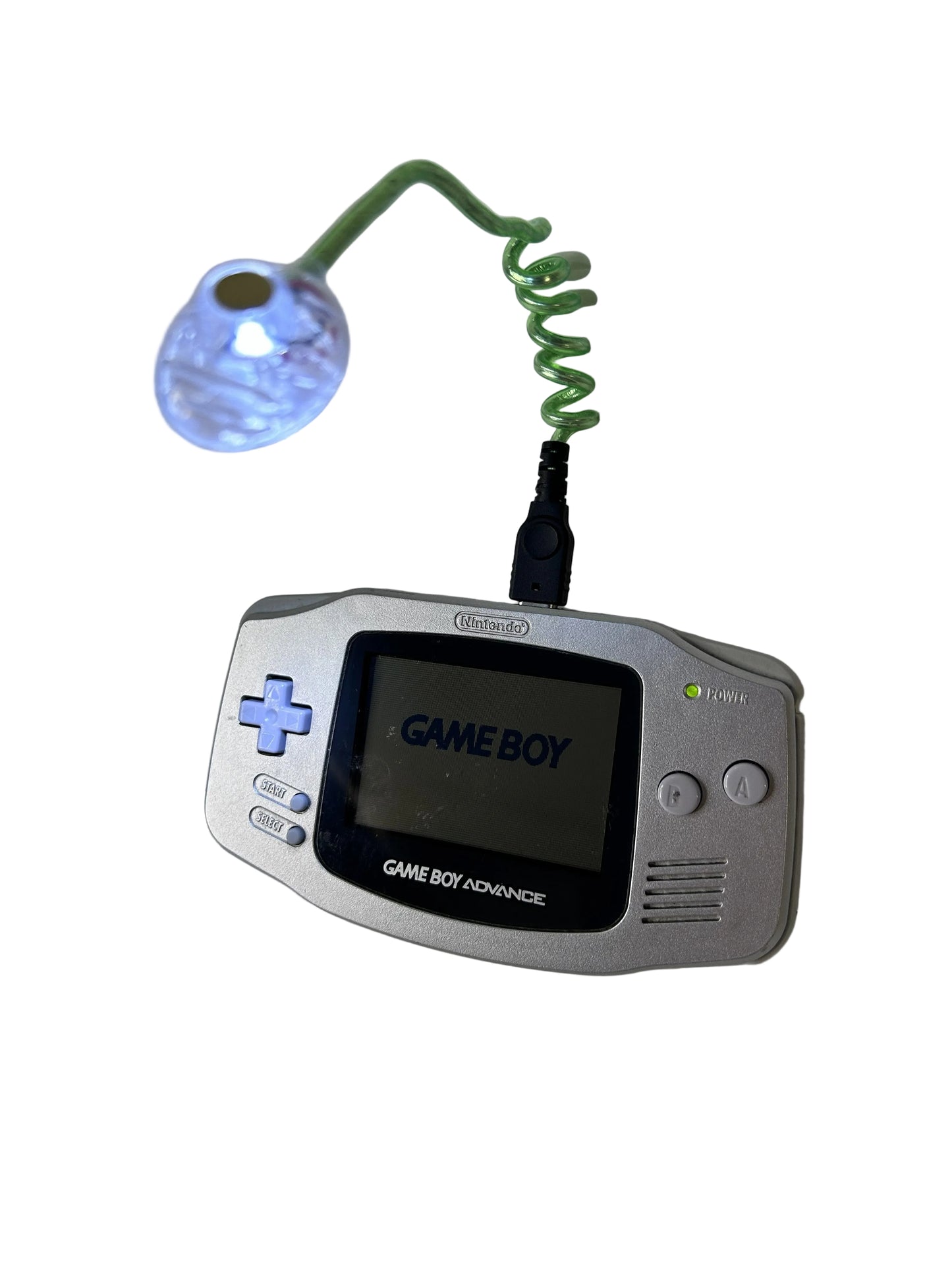 Nintendo Game Boy Advance – Platinum Silver w/ Worm Light / Nintendo / 2001 Handheld Console