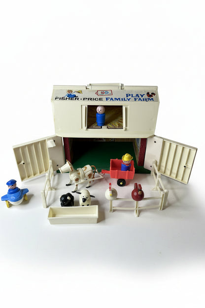 Fisher-Price Play Family Farm #915 – Little People Barn Playset w/ Figures & Animals, 1967 Vintage