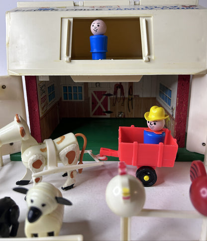 Fisher-Price Play Family Farm #915 – Little People Barn Playset w/ Figures & Animals, 1967 Vintage
