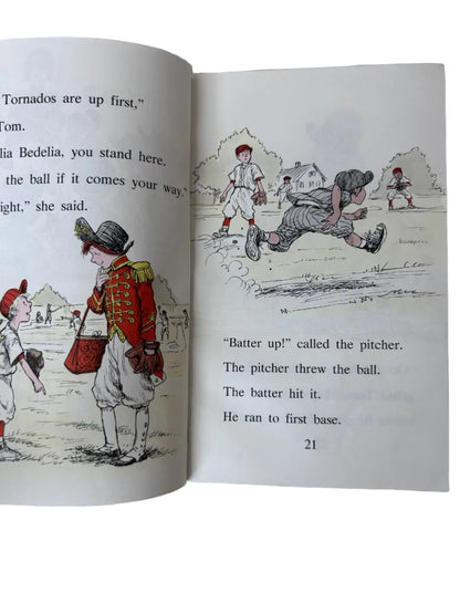 Play Ball, Amelia Bedelia — Paperback | Peggy Parish / HarperCollins Harper Trophy (1978) | An I Can Read Book