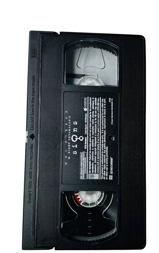 Signs (2002) VHS - Mel Gibson Joaquin Phoenix - M. Night Shyamalan Sci-Fi Thriller