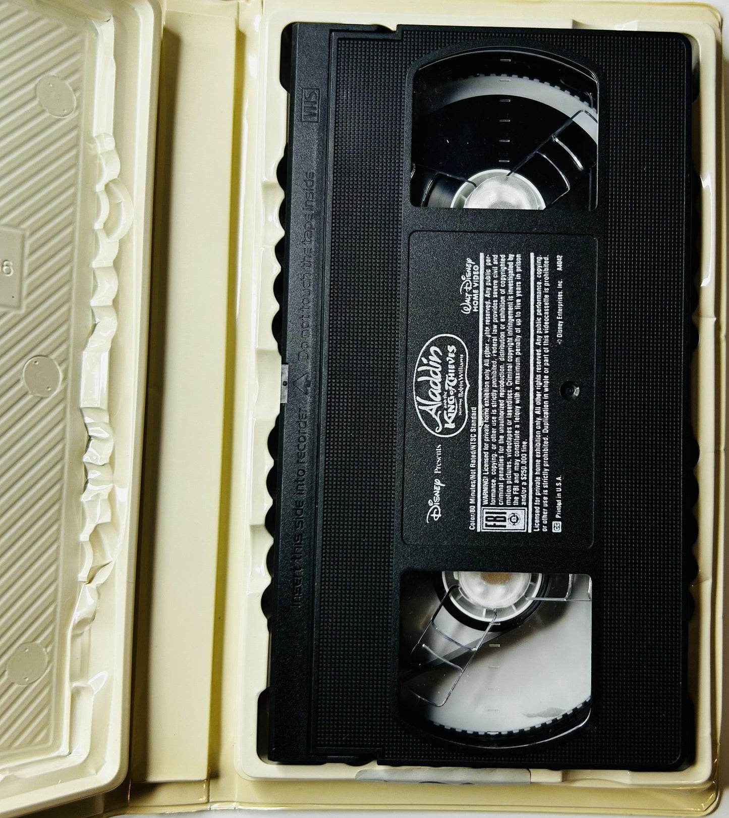 Disney's Aladdin and the King of Thieves VHS - Tad Stones Robin Williams Scott Weinger Linda Larkin Disney (Used)